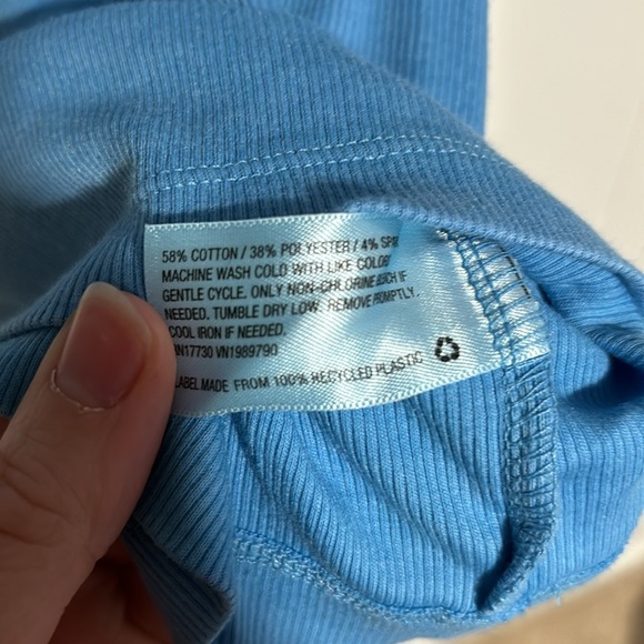 5 for $20! Wild Fable half button blue tank size large - Picture 3 of 4